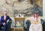 نائب وزير الخارجية يلتقي بسفير جمهورية إيرلندا في السعودية