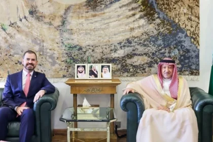 نائب وزير الخارجية يلتقي بسفير جمهورية إيرلندا في السعودية