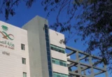 تحقيقات جارية مع طبيب وافد قام بتصوير مستفيدين وانتهاك خصوصيتهم وفقاً لوزارة الصحة