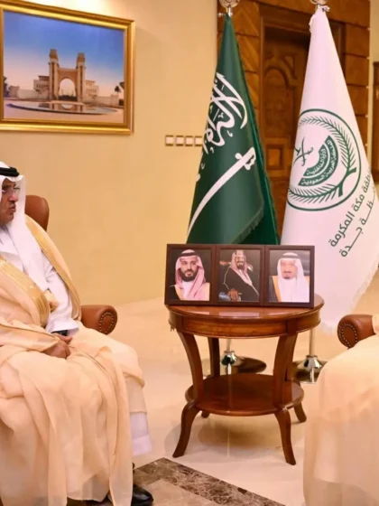 محافظ جدة يستعرض إنجازات “تعزيز الصحة العامة”