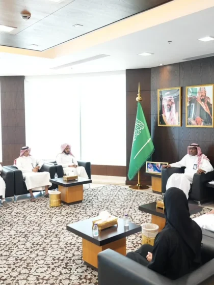 رئيس جامعة جازان يطلق مبادرتي «سفراء» و«تأصيل» لمنح الطلبة الدوليين والملتحقين بالجامعة