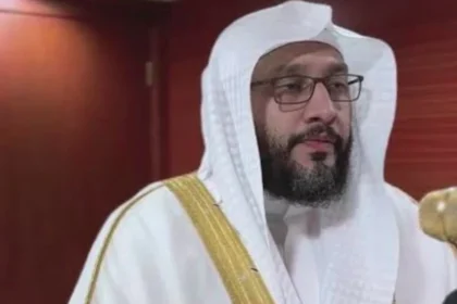 وفاة الشيخ إبراهيم المدني، مؤذن المسجد الحرام، في السعودية
