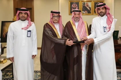 أمير نجران يثمن جهود تجمع نجران الصحي ويبارك لمنسوبيه