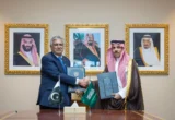 السعودية وباكستان تبرمان اتفاقية للإعفاء من تأشيرات الإقامة القصيرة لحاملي الجوازات الدبلوماسية والخاصة
