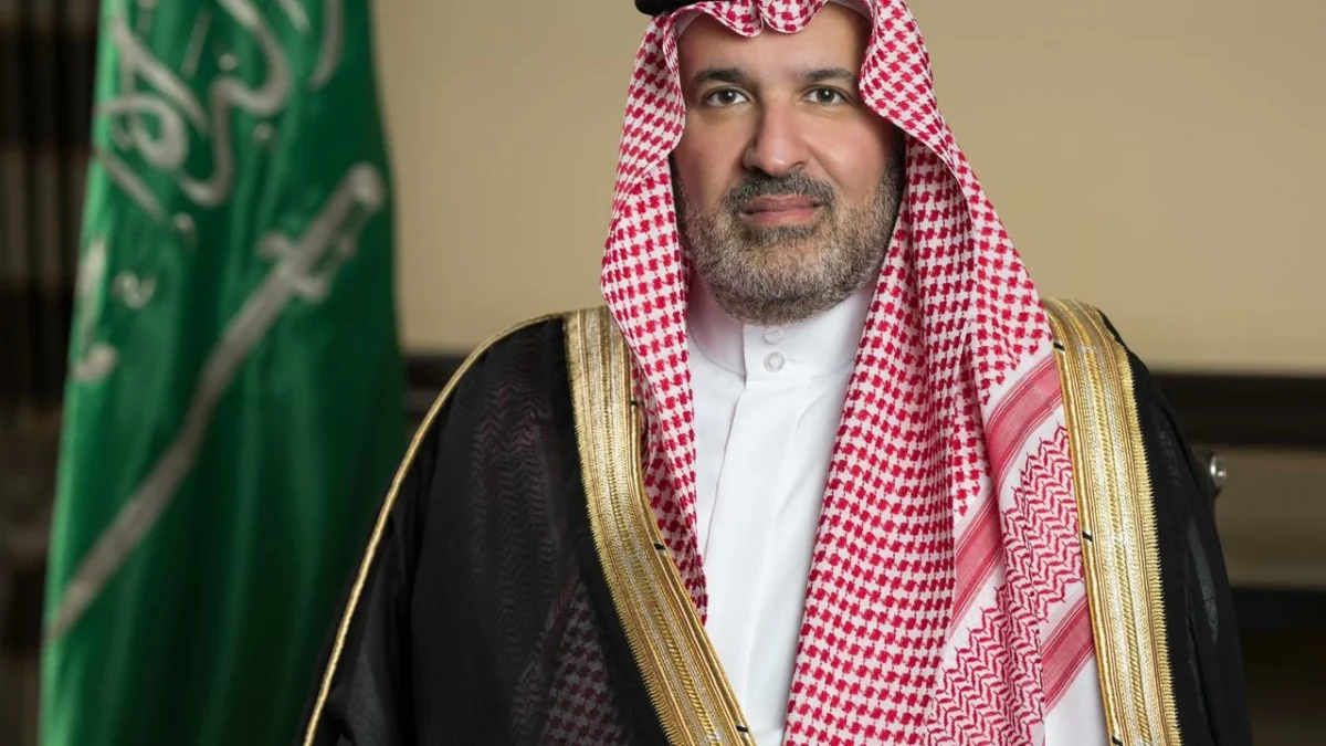 الأمير فيصل بن سلمان: اليوم الوطني يعكس انتقال الوطن من التفرّق إلى الوحدة والرخاء