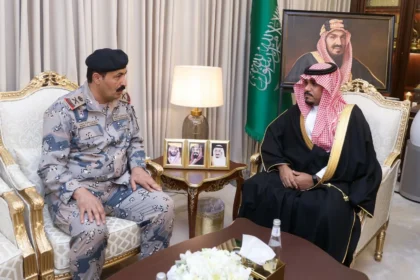 نائب أمير نجران يجتمع مع قائد حرس الحدود في المنطقة