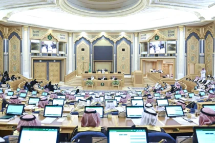 الشورى يطالب وزارة الموارد البشرية بإعداد مؤشر للشفافية في القوى العاملة