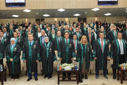 رئيس جامعة بنها يشارك في احتفالية يوم التميز العلمي في دورته الثانية عشر ويقوم بتكريم المتميزين