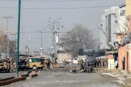 انفجار قنبلة على جانب الطريق يسفر عن مقتل 6 جنود في باكستان