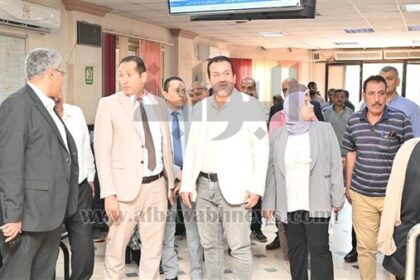لجنة الشئون العقارية تقوم بجولة تفقدية في جهاز العاشر من رمضان لدعم سرعة إنهاء معاملات المواطنين