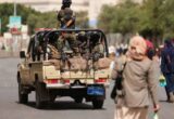 مستشار وزير الإعلام اليمني يؤكد أن قرار تحرير صنعاء نهائي ويشير إلى قرب هزيمة ميليشيا الحوثي