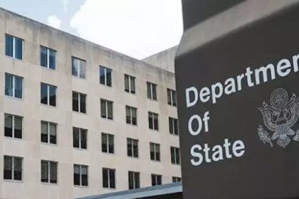 واشنطن تُطيل فترة حظر التأشيرات على مسؤولين في السلطة الفلسطينية وأعضاء من منظمة التحرير