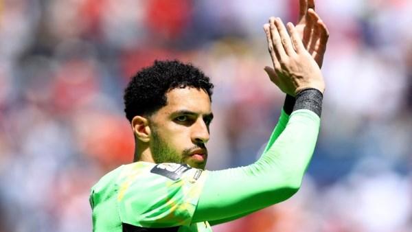 شوبير يثير الجدل ويُدافع عن «أوفا» وسط اشتباكات مع جماهير الأهلي