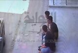 ضبط 3 شباب للاعتداء على مسن في طامية بعد ظهور لقطات تؤكد الواقعة