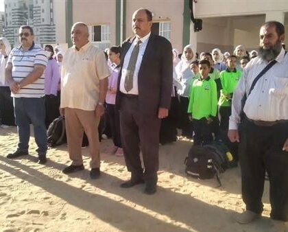 مدير تعليم العاشر من رمضان يقوم بجولة تفقدية لمتابعة تشغيل المدارس الجديدة