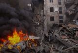 إصابة 16 فرداً على الأقل في هجوم روسي استهدف العاصمة الأوكرانية