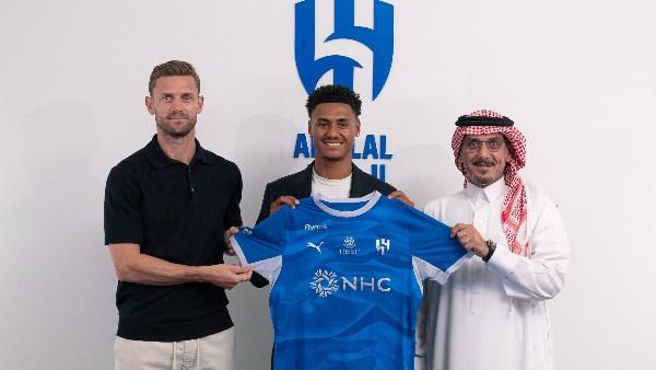 893 مليون ريال استثمار الهلال في بناء «الزعيم» خلال الميركاتو الصيفي