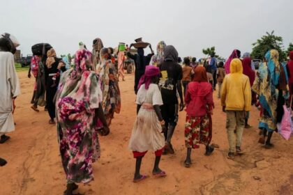 بعثة الصليب الأحمر في السودان تكشف عن معاناة النازحين جراء الظروف المعيشية الصعبة