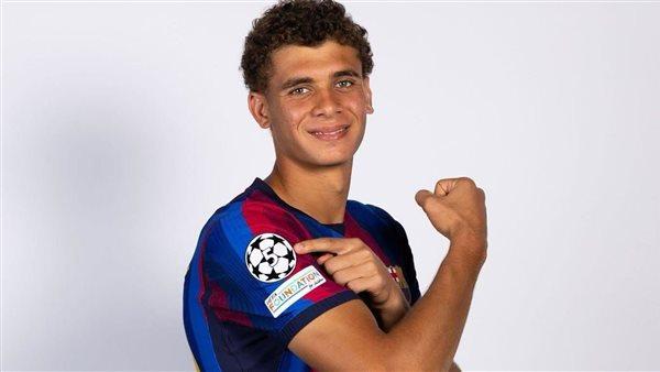 حمزة عبد الكريم يتألق في جلسة تصوير برشلونة استعدادًا لدوري أبطال أوروبا