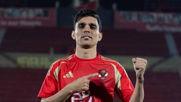 أشرف بن شرقي يُحقق أرقاماً مميزة مع الأهلي قبل مواجهة سموحة في الدوري