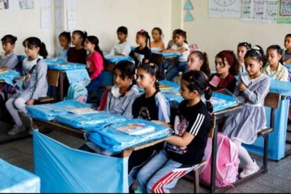 استعادة 700 ألف طالب لمقاعد الدراسة في قطاع غزة بعد ثلاث سنوات من النزاع