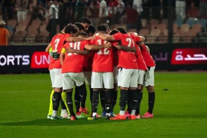 بدء الشوط الثاني من مباراة مصر ضد أنجولا