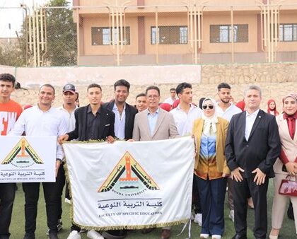 رئيس جامعة بنها يطلق العام الدراسي الجديد بتحية العلم ويؤكد جاهزية المؤسسة التعليمية لاستقبال الطلاب
