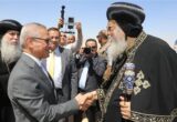 محافظ بني سويف يرحب بقداسة البابا تواضروس الثاني لدى بدء زيارته التاريخية لإيبارشية ببا والفشن وسمسطا