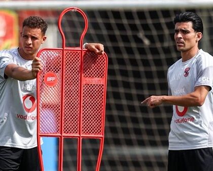 «بن شرقي» يشرع في العودة للتدريبات الجماعية بشكل تدريجي