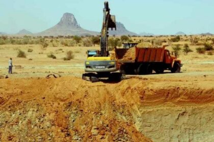 أطباء السودان يعلنون عن مقتل 67 شخصا في انهيار منجم ذهب غرب كردفان