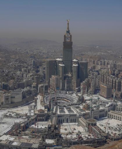 مجلس التعاون الخليجي يحذر من تصعيد خطر بعد محاولة استهداف مكة بواسطة طائرة مسيّرة حوثية